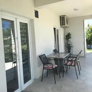 Apartament Dobric, Kaštel Štafilić